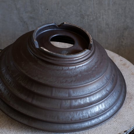 Φ37.7×h14㎝ 燻(brown) pot  H959