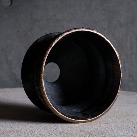 Φ13.3×h10.6㎝  燻bronze pot  H773