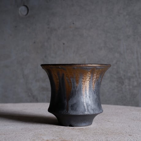 Φ9.5×h8.3㎝  燻bronze pot  H784