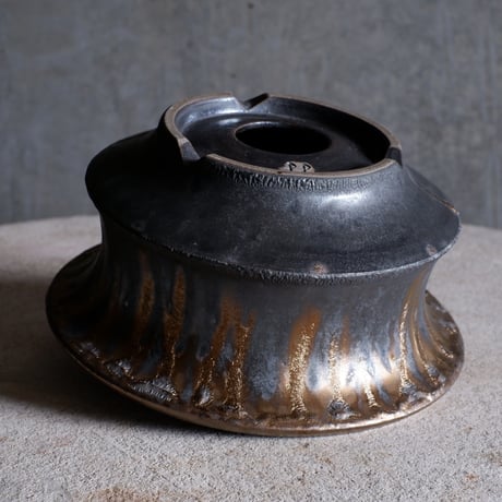 Φ18.8×h9.5㎝  燻bronze pot  H772