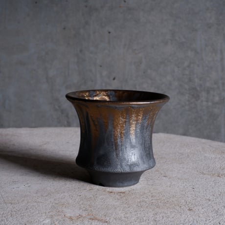 Φ9.5×h8.3㎝  燻bronze pot  H784