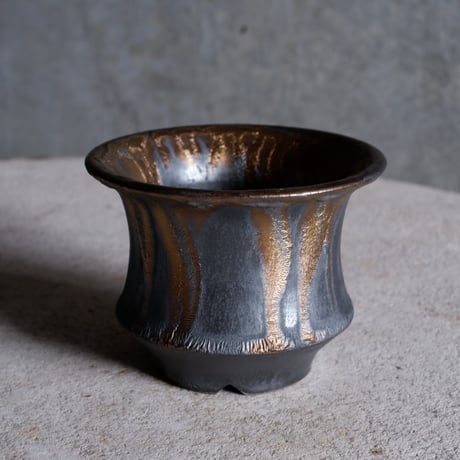 Φ9.7×h7.5㎝  燻bronze pot  H785