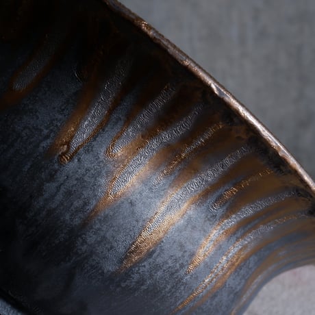 Φ30.5(in28)×h15㎝  燻bronze pot  H760