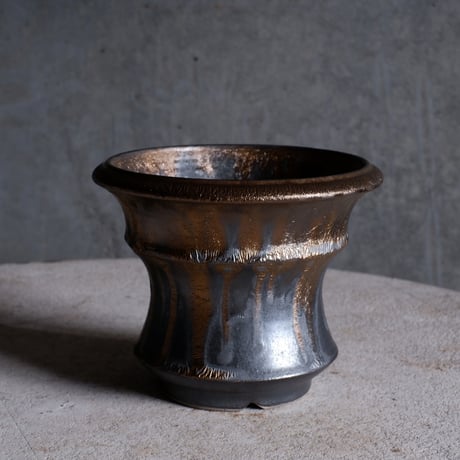 Φ13.3(in11.5)×h11㎝  燻bronze pot  H775