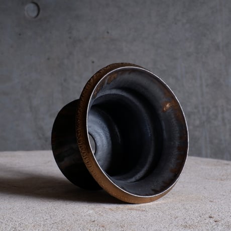 Φ12.8(in11.5)×h9.8㎝  燻bronze pot  H777