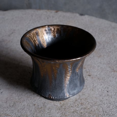 Φ9.5×h8.3㎝  燻bronze pot  H784