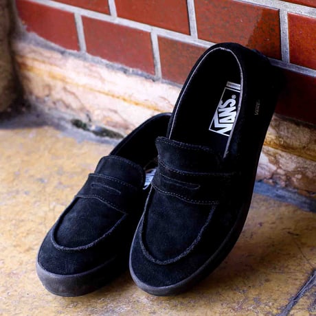 <VANS【ヴァンズ】>スケート ローファー スエード/ BLACK/BLACK/VN000VA6BKA