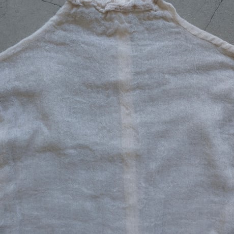 wool limen gawze high neck top
