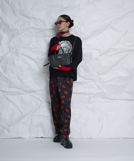 Lip printed pants