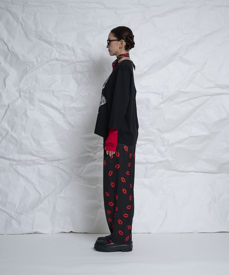 Lip printed pants