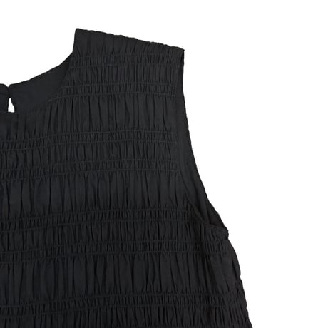 Dignte Collier    シャーリングワンピース -　ブラック