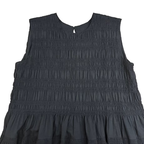 Dignte Collier    シャーリングワンピース -　ブラック