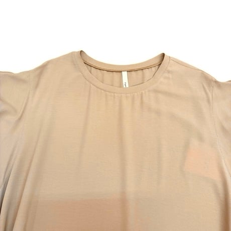 Dignte Collier    ストレッチシフォンフリルスリーブワンピース  -　ベージュ
