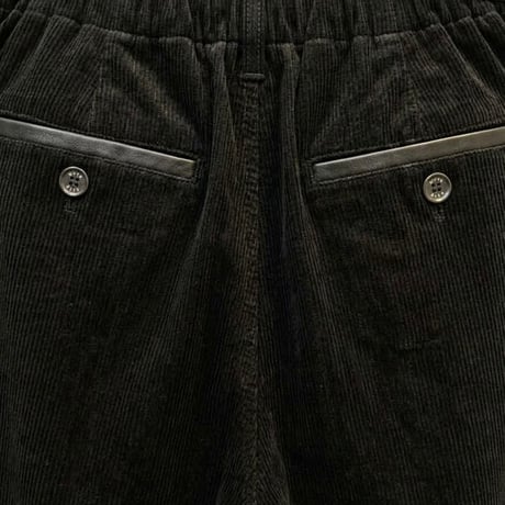 WYTE ストレッチコーデュロイタックパンツ ブラック