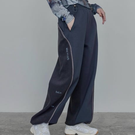 EimeeLaw  ランダム刺繍フリースアーチパンツ        -  ダークグレー