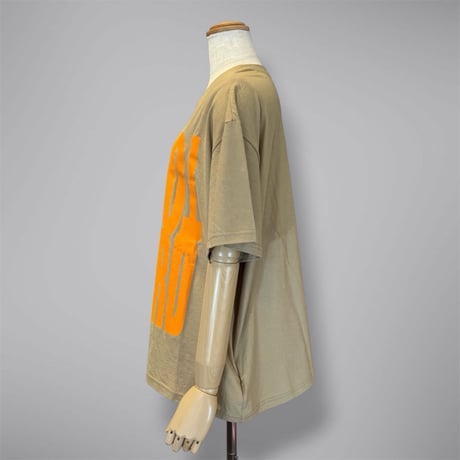 RISLEY    ビッグロゴTシャツ     -カーキ