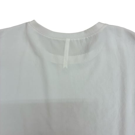 Dignte Collier    ストレッチシフォン袖フリルブラウス       -　アイボリー