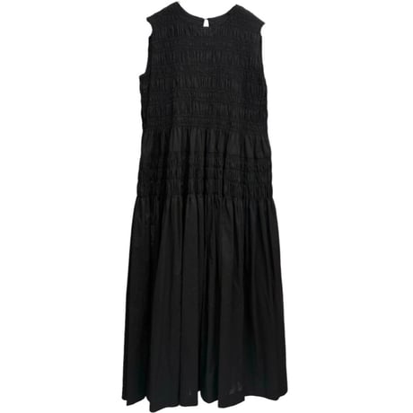 Dignte Collier    シャーリングワンピース -　ブラック