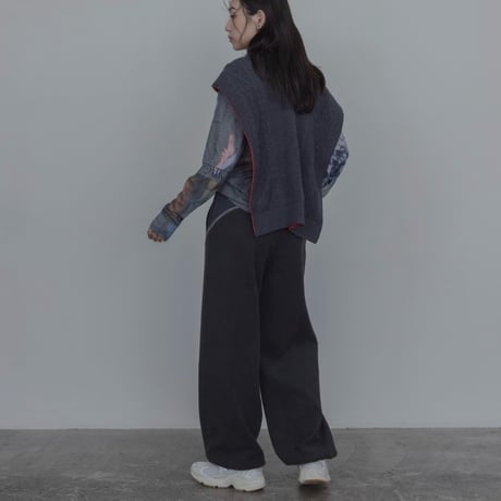 EimeeLaw  ランダム刺繍フリースアーチパンツ        -  ダークグレー