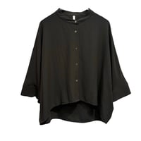Dignte Collier    ストレッチシフォンワイドブラウス       -　チャコール