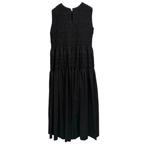 Dignte Collier    シャーリングワンピース -　ブラック