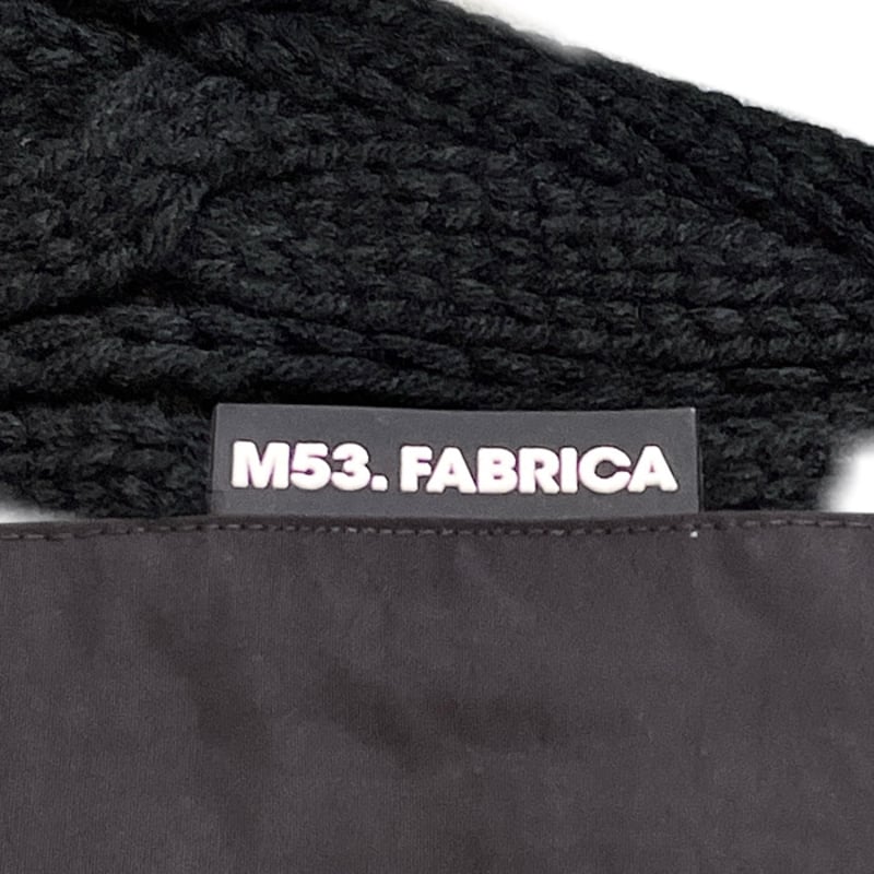 M53. クラッシュケーブルニット ブラック | grasol Nagasaki Stores