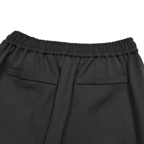 QTUME     オーバースカート付きパンツ       -ブラック