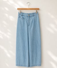 ライトデニムパンツ
