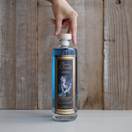 BLUE RABBIT MARIE-ANTOINETTE GIN [化粧箱付]