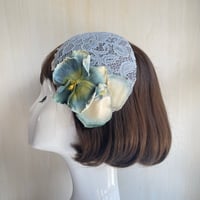 なみだのかたち。MIKISAKURA レースと染め花　smokyblue