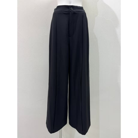 【 CYAN TOKYO 】 エンドタックワイドパンツ
