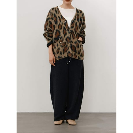 【 YENN 】 [Y264-92132] LEOPARD V NECK CD