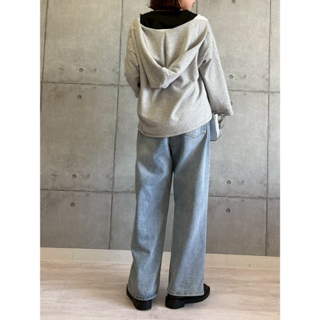 【 ROSIEE 】 深VフードTOPS
