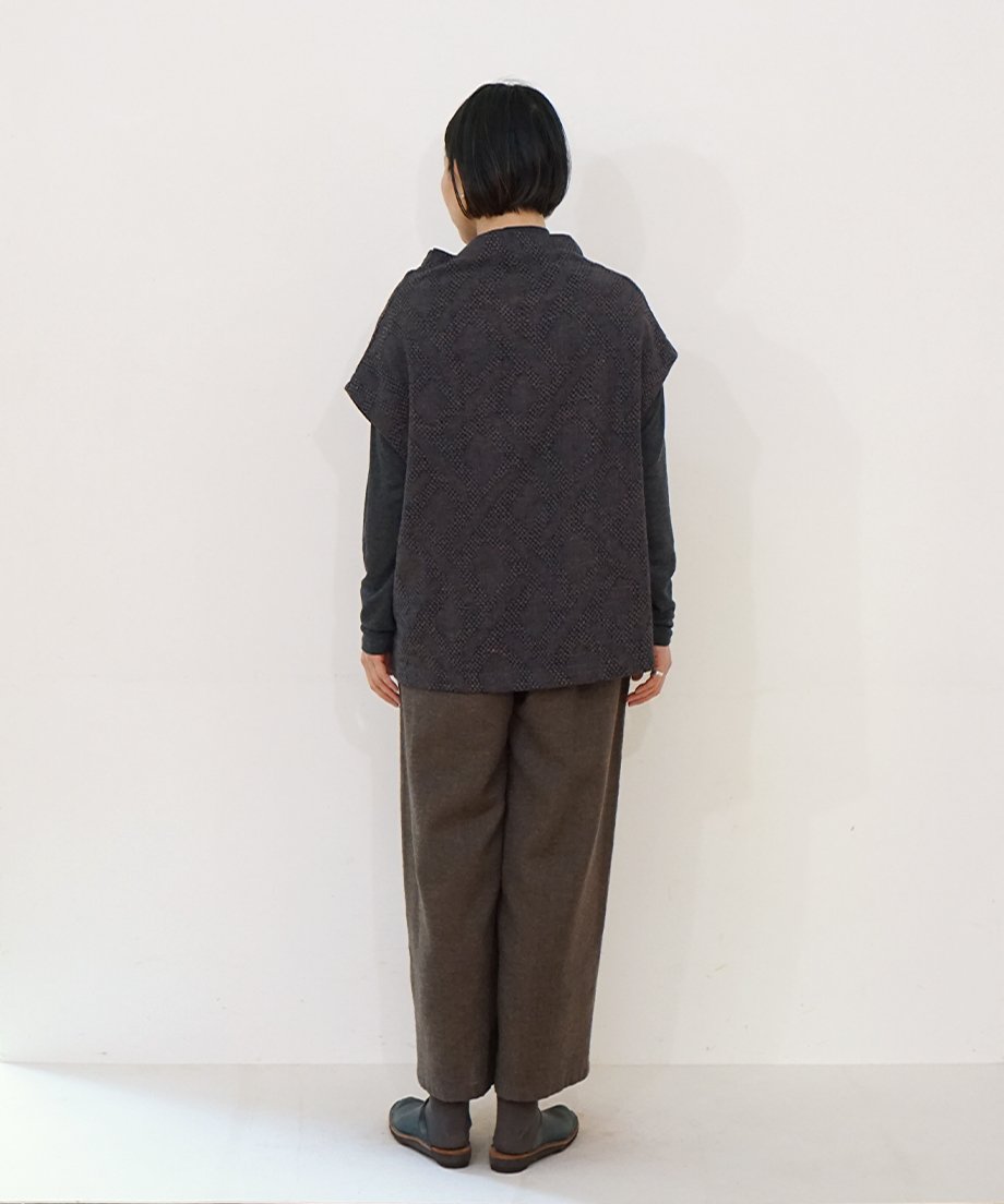 6ae3f52dfc54575d99dced03
