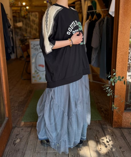 お袖クロシェ切り替えプルオーバー-ブラック-