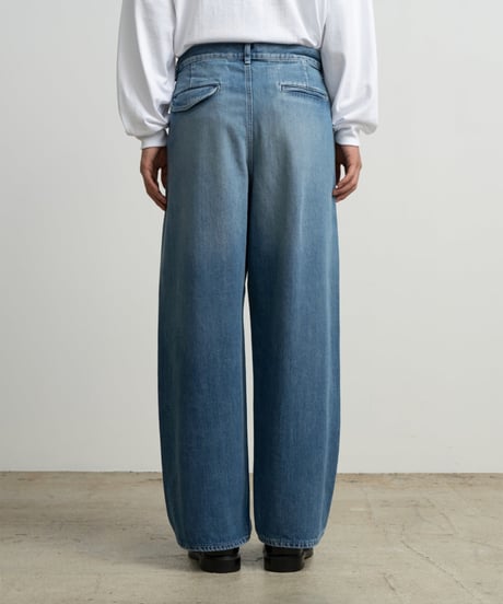 Graphpaper _ Selvage Denim Two Tuck Pants ( LIGHT FADE )