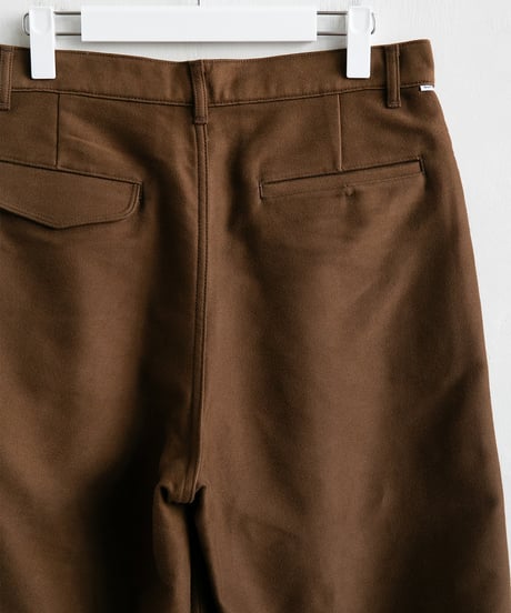 Graphpaper 2026 Autumn+Winter Collection _ Cotton Double Serge Two Tuck Pants ( BROWN )