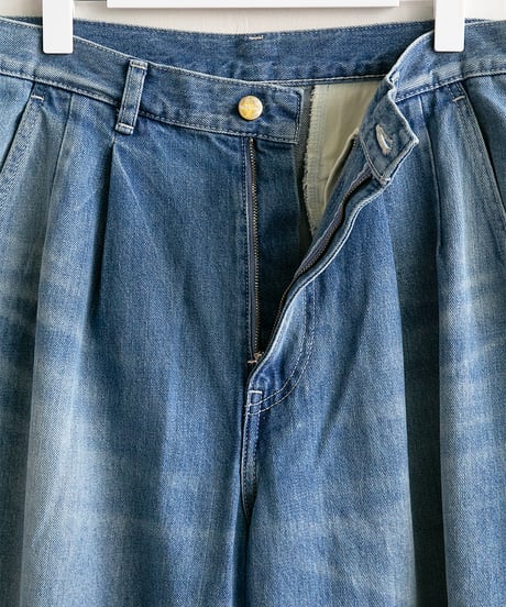 Graphpaper _ Selvage Denim Two Tuck Pants ( LIGHT FADE )
