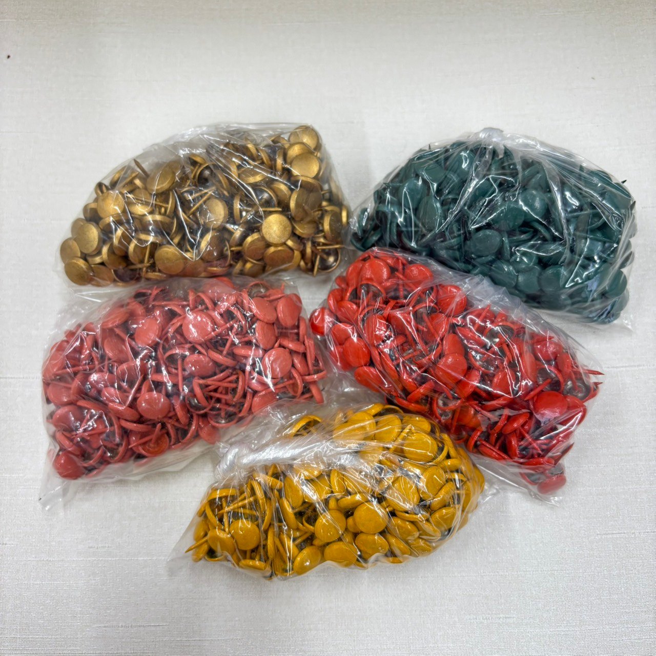 鋲打ちバースツール　古道具 中鋲 ※各種廃業メーカー品 | (有)サヤマ 道具屋