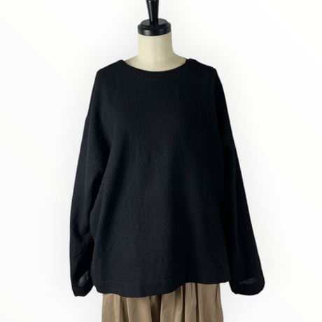 UNIVERSAL SEVEN / ウールガーゼ ノーカラー2WAYブラウス / US264BL022 001クロ