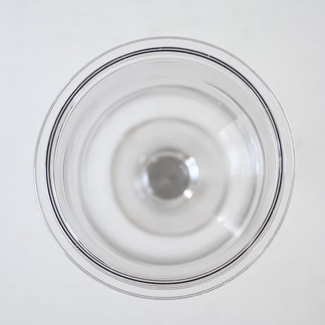 ガラスの脚付ボンボニエール