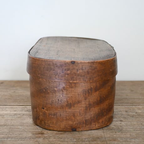 Boîte ovale en bois cintré (わっぱ)