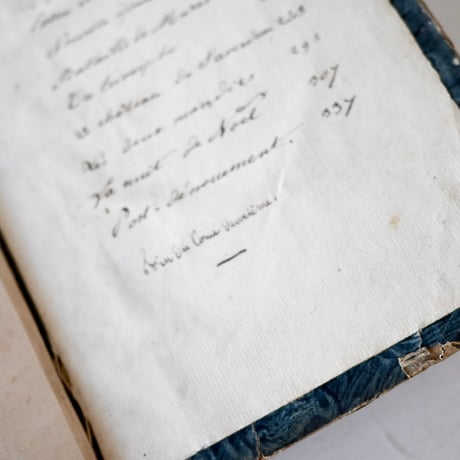 1838年 カーキ色カバーの古書(A)