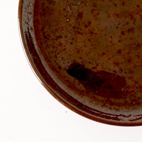 CHARTREUSEのマーク入り焦茶色のメイン皿 ※A,B,Cバリエーションあり