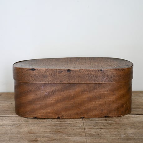 Boîte ovale en bois cintré (わっぱ)