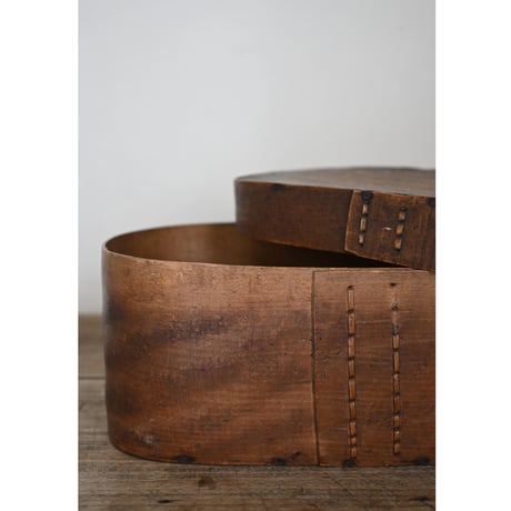 Boîte ovale en bois cintré (わっぱ)