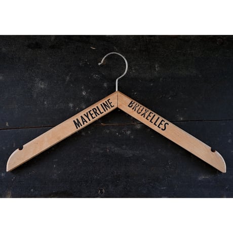 ブリュッセルのお店のロゴ入りハンガー (MAYERLINE BRUXELLES)