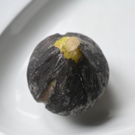 イタリア Alabaster製(無花果) ※バリエーションあり