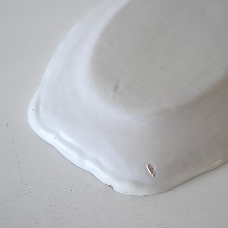 白釉 小振りなスクエア型のお皿
