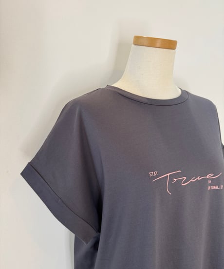 ドライタッチコットン スクリプトフォントTシャツ
